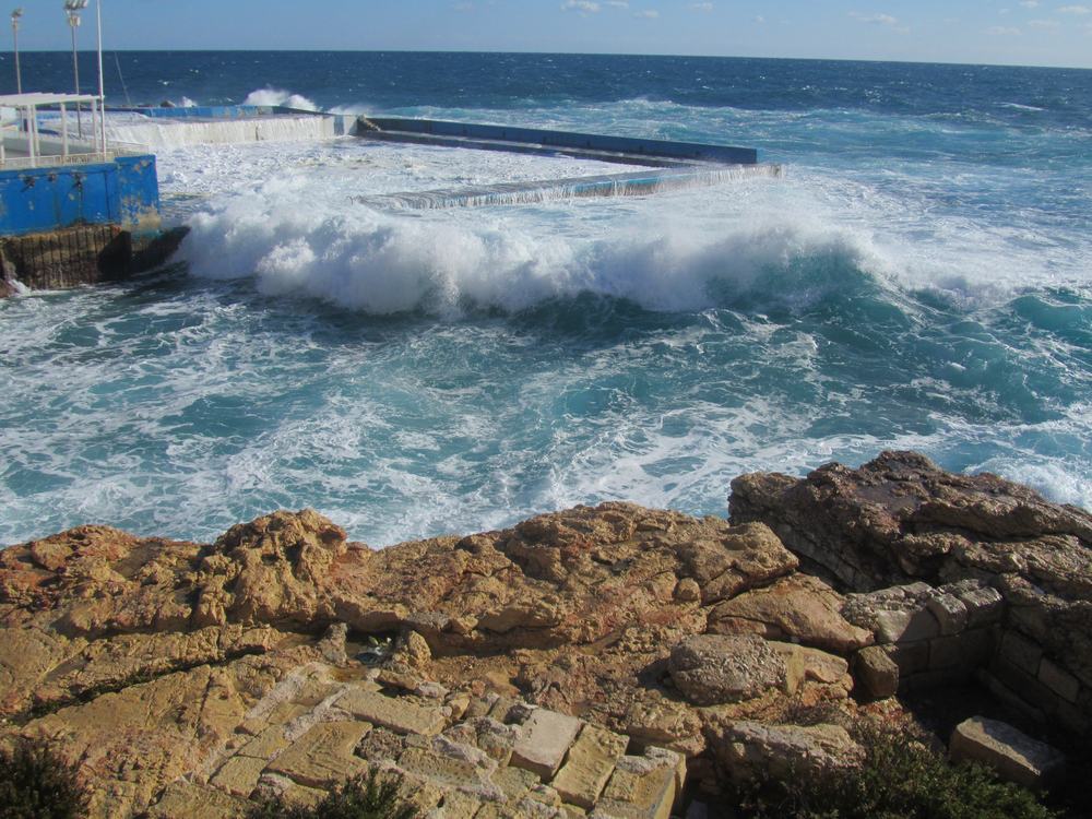 Bugibba rough sea